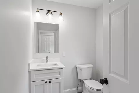 572 Pleasant St, Athol, MA 01331 photo 12