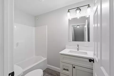 572 Pleasant St, Athol, MA 01331 photo 18