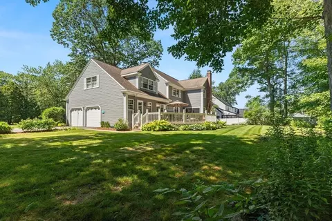 Exterior - 1 Burnham Ln, Danvers, MA 01923 photo 5 of 9