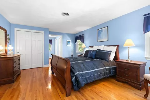 Bedroom - 1 Burnham Ln, Danvers, MA 01923 photo 1 of 6