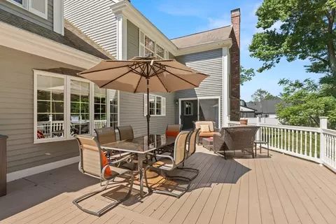 Exterior - 1 Burnham Ln, Danvers, MA 01923 photo 3 of 9