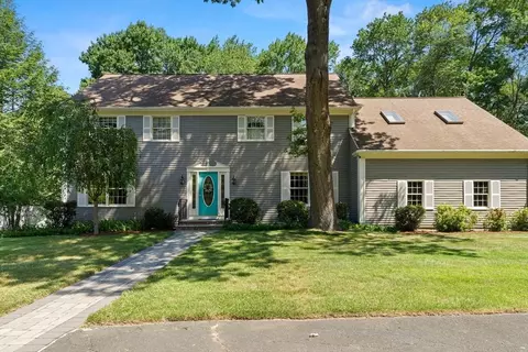 Exterior - 1 Burnham Ln, Danvers, MA 01923 photo 2 of 9