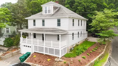 15 Margerie St, Plymouth, MA 02360