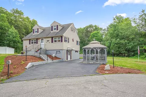 18 Jackie Dr, Millbury, MA 01527