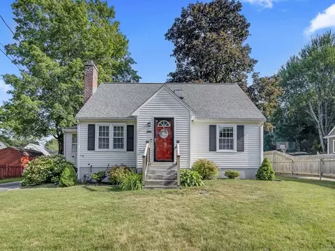 Exterior - 1 Walter St, Worcester, MA 01609 photo 2 of 5