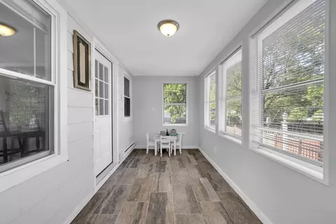 Entry Way - 1 Walter St, Worcester, MA 01609 photo 2 of 2