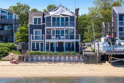 157 Commercial St # -A, Provincetown, MA 02657
