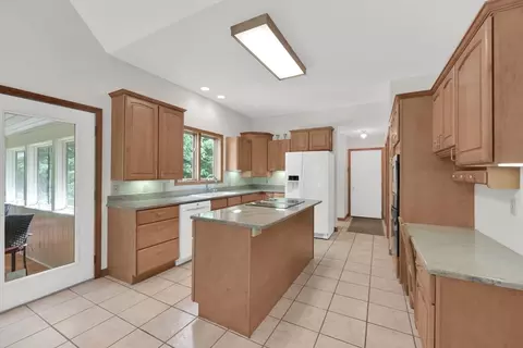 54 Shoreline Dr, Ware, MA 01082 photo 16