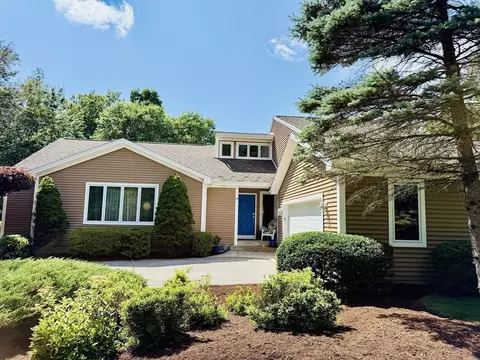 54 Shoreline Dr, Ware, MA 01082 photo 3