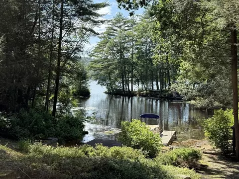 54 Shoreline Dr, Ware, MA 01082 photo 10