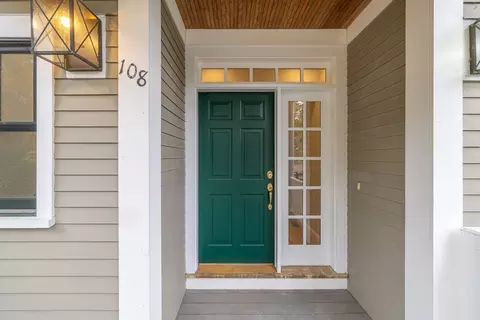 108 Johnson Woods #108, Reading, MA 01867