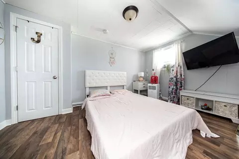 52 Raymond St, Fall River, MA 02723 photo 25