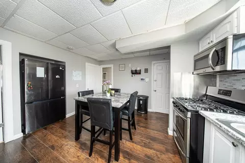 52 Raymond St, Fall River, MA 02723 photo 3