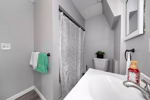 52 Raymond St, Fall River, MA 02723 photo 18