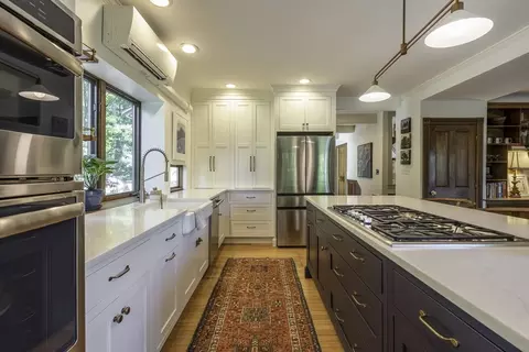 7 Emily Ln, Gloucester, MA 01930 photo 4