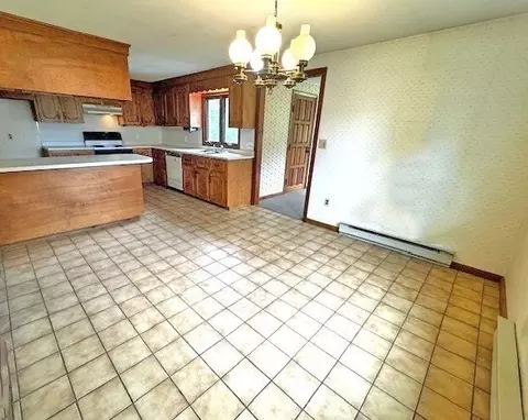 Kitchen - 18 Ash St, Webster, MA 01570 photo 2 of 2