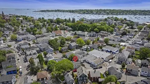 8-10 Prospect St #2, Marblehead, MA 01945