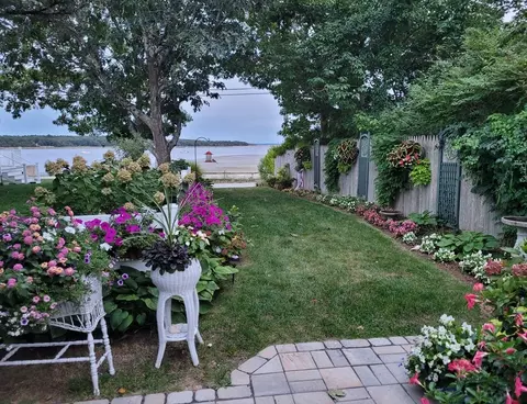 31 Pond St, Wareham, MA 02571 photo 2