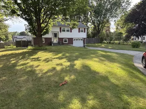 14 Youngfarm, Methuen, MA 01844