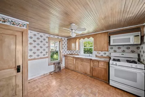 2 Eastern Ave, Hull, MA 02045 photo 8