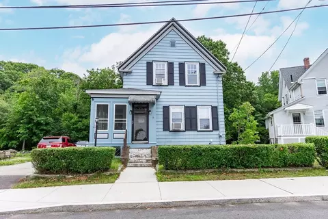 13 Mullin Ave, Quincy, MA 02169