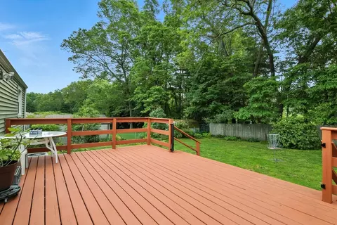 25 Tioga St, Springfield, MA 01128 photo 23