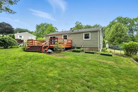 25 Tioga St, Springfield, MA 01128 photo 28