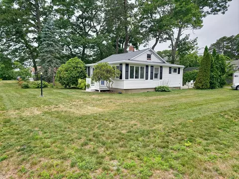 Exterior - 15 Fir St, Wareham, MA 02571 photo 3 of 7