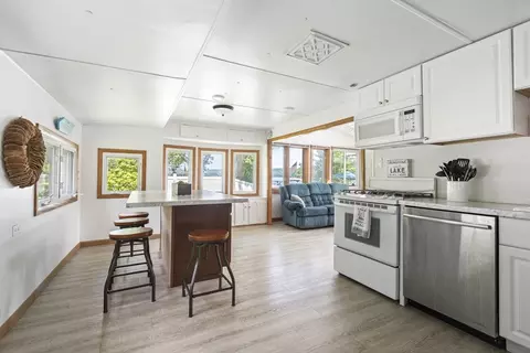 Kitchen - 3 Hough Rd, Douglas, MA 01516 photo 6 of 7