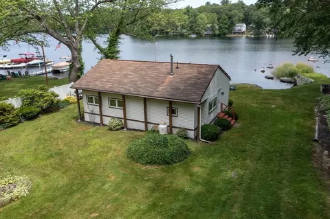 Exterior - 3 Hough Rd, Douglas, MA 01516 photo 4 of 9