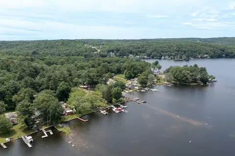 View/Area - 3 Hough Rd, Douglas, MA 01516 photo 2 of 5