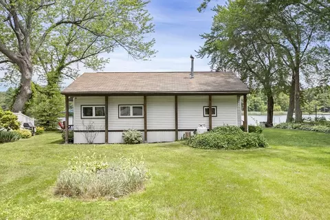 Exterior - 3 Hough Rd, Douglas, MA 01516 photo 5 of 9