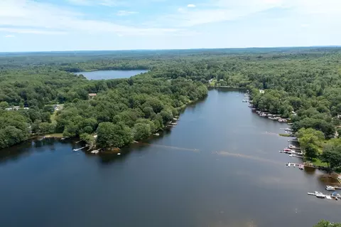 View/Area - 3 Hough Rd, Douglas, MA 01516 photo 3 of 5