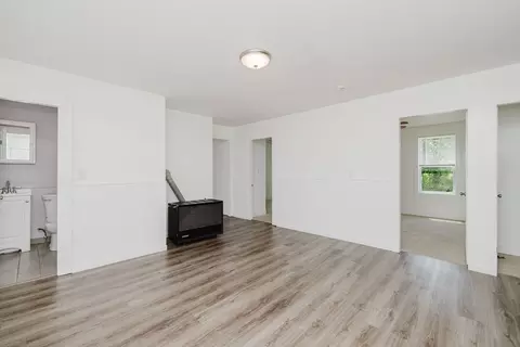 Living - 23 Scott St, Fall River, MA 02724 photo 7 of 10