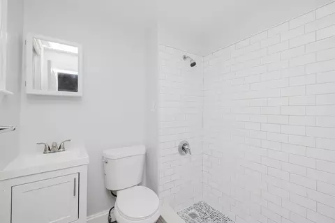 Bath - 23 Scott St, Fall River, MA 02724 photo 1 of 1
