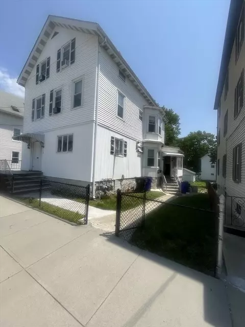 163 Linden St, Fall River, MA 02720