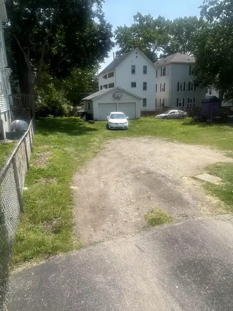 163 Linden St, Fall River, MA 02720 photo 11