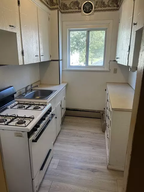 163 Linden St, Fall River, MA 02720 photo 27