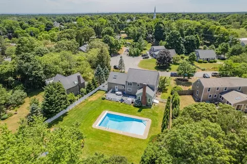 8 Drum Ln, Harwich, MA 02645