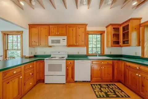 Kitchen - 30 Ring Rd, Wellfleet, MA 02667 photo 3 of 3