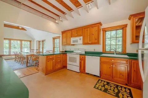 Kitchen - 30 Ring Rd, Wellfleet, MA 02667 photo 1 of 3