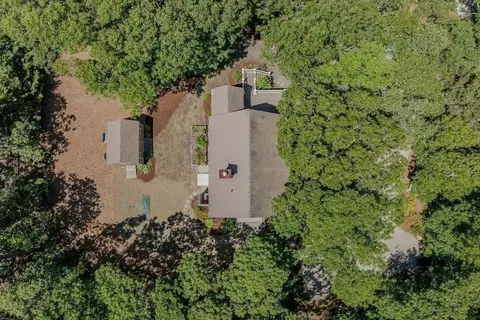 Exterior - 30 Ring Rd, Wellfleet, MA 02667 photo 10 of 11