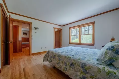 Bedroom - 30 Ring Rd, Wellfleet, MA 02667 photo 4 of 6