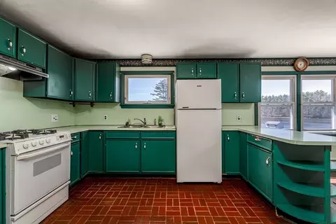 73 Spur Rd, Dover, NH 03820 photo 10