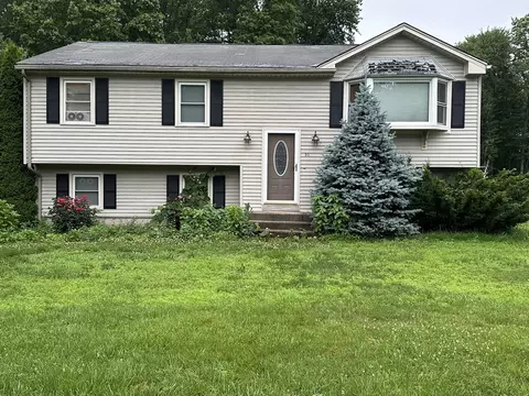 30 Kathy Ter, Feeding Hills, MA 01030