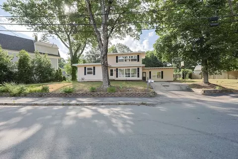17 Arnold Rd, North Attleboro, MA 02760