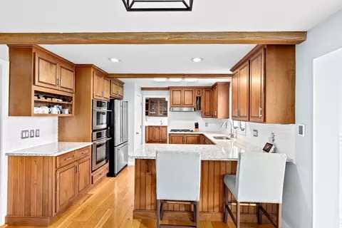 71 Summer St, Hingham, MA 02043 photo 8