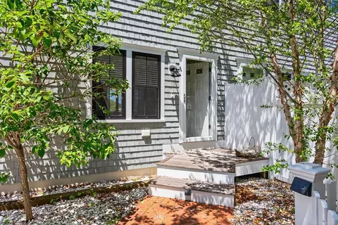 53 W Vine St UNIT A, Provincetown, MA 02657