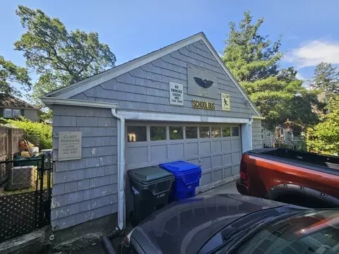 779 Dickinson, Springfield, MA 01108 photo 21