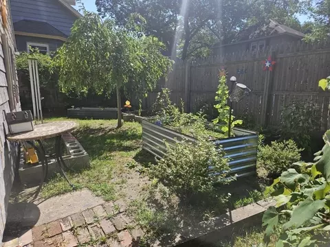 779 Dickinson, Springfield, MA 01108 photo 4